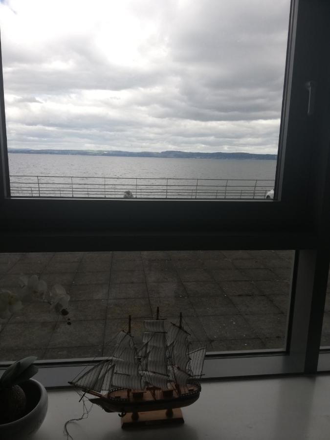 Stunning Waterfront Western Harbour Apartment Édimbourg Extérieur photo